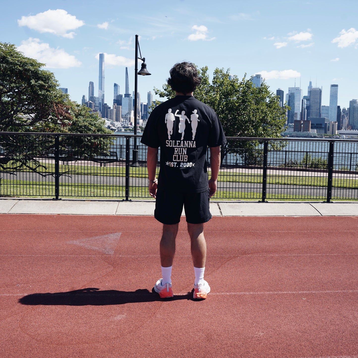 RUN CLUB TEE